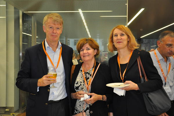 ICIS Fellows Dr Liliane Ollivier and Prof Harriet Thoeny, with St John Brown, CEO of Nuada Medical Group
